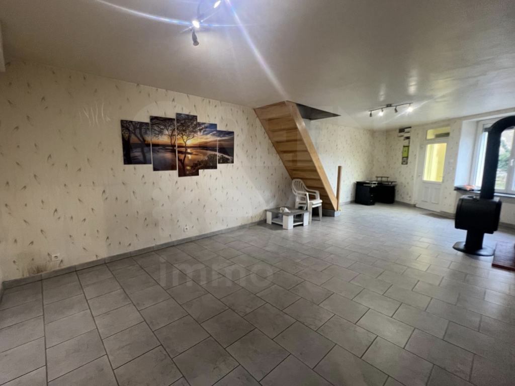 SOUGÈRES-EN-PUISAYE (89520) - Maison 2 pièces 61,02 m2 / 150